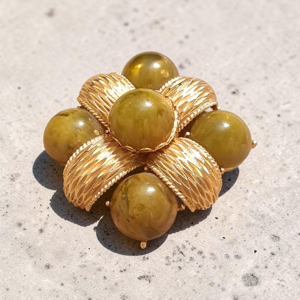 Vintage Cadoro Goldtone Brooch olive Green Bakelite Cabachons MCM MINT